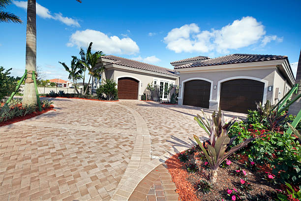 Best Custom Driveway Pavers  in Charlotte, TX